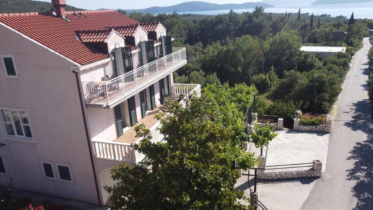 Apartments Kola Banići Extérieur photo