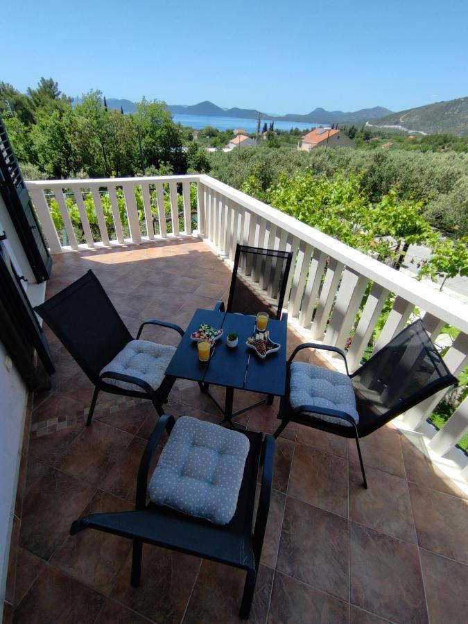 Apartments Kola Banići Extérieur photo